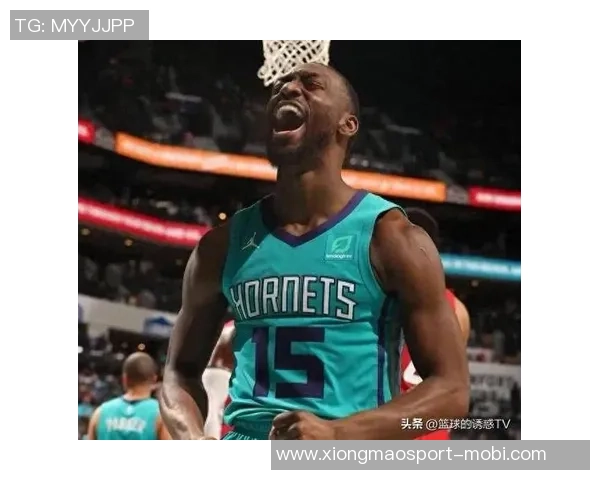 黄蜂主帅称三球为球队核心支柱表达他希望继续留在夏洛特的决心 黄蜂主帅称三球为球队核心支柱表达他希望继续留在夏洛特的决心